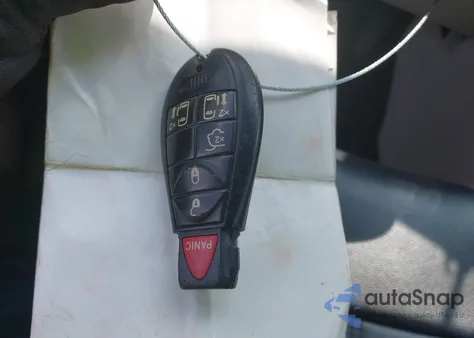 2014 Chrysler Town & Country Touring from USA, damaged, VIN 2C4RC1BG2ER310839